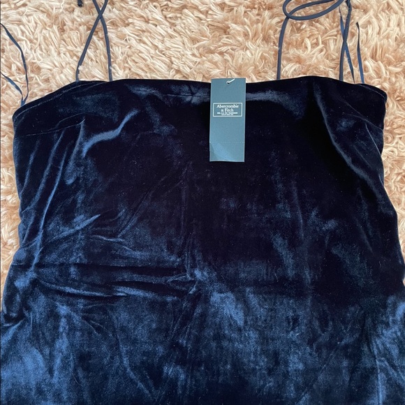 Abercrombie & Fitch Tops - Abercrombie and Fitch